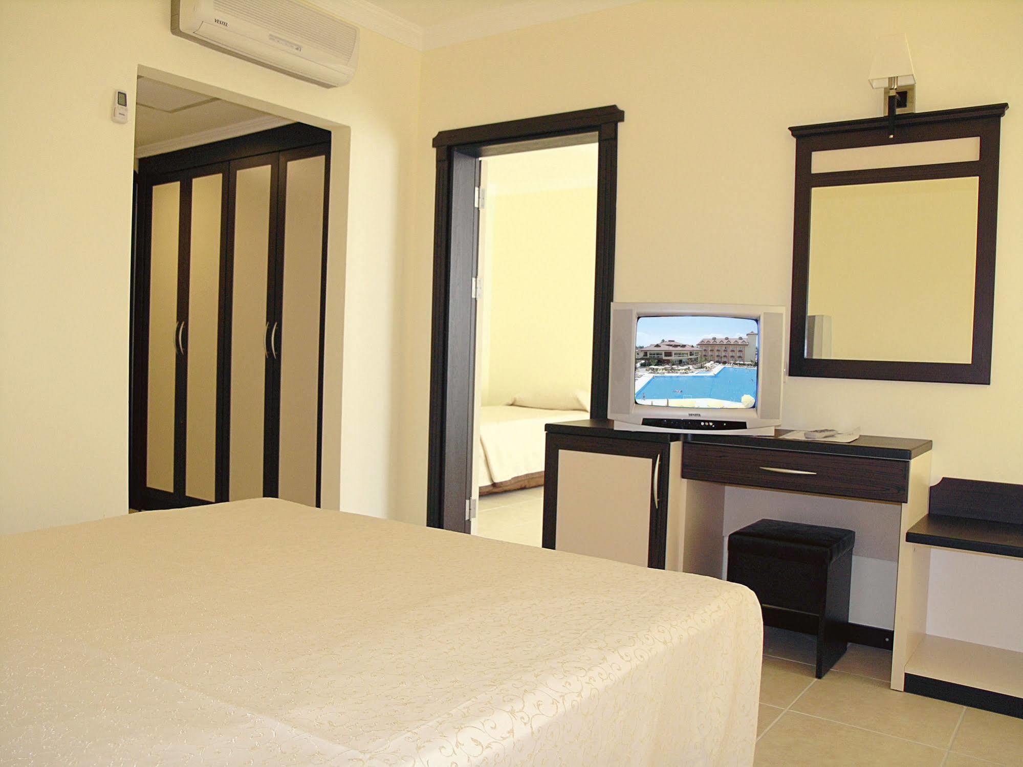 Orfeus Park Hotel Colakli Exterior photo